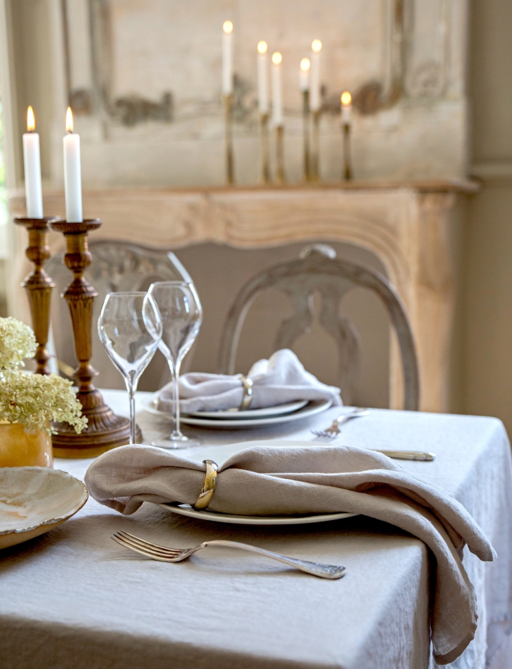 Terítő 'Sunshine' 145x330 - Világosszürke