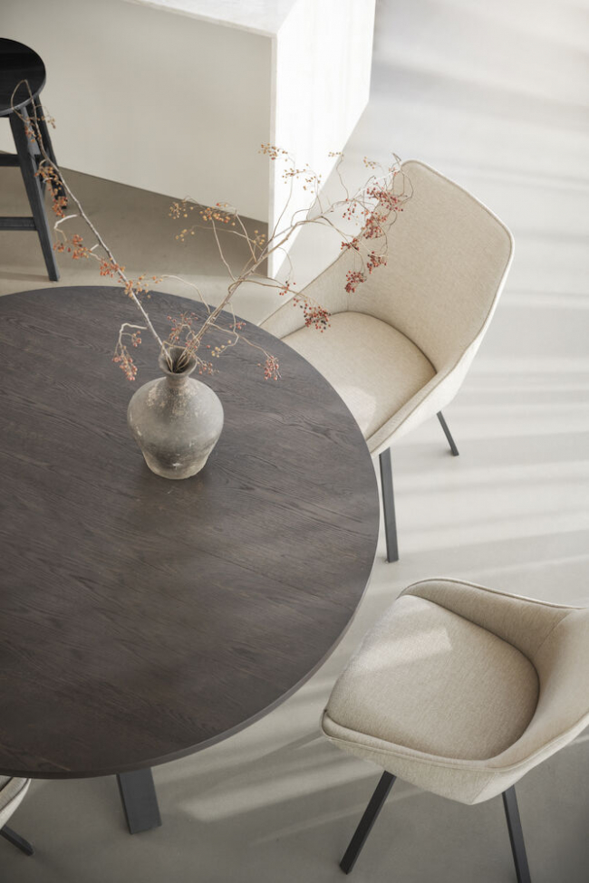 Étkezőasztal 'Maddock' Kerek 135cm - Sötét tölgy