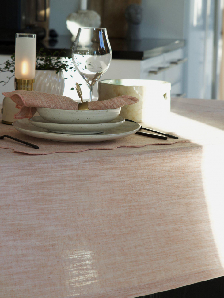 Asztalterítő 'Sabina' 160x280cm - Rózsaszín