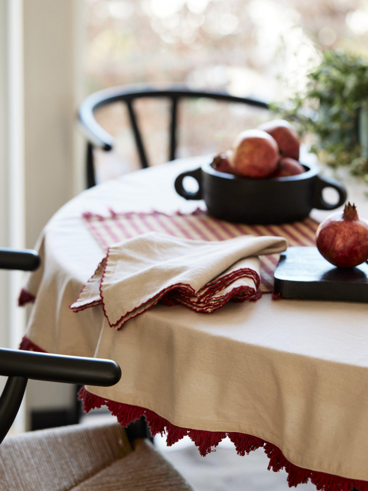 Terítő 'Stine' Kerek 160 - Piros