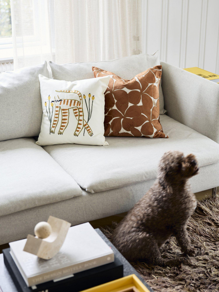 Párnahuzat 'Lilja' 45x45cm - Bézs