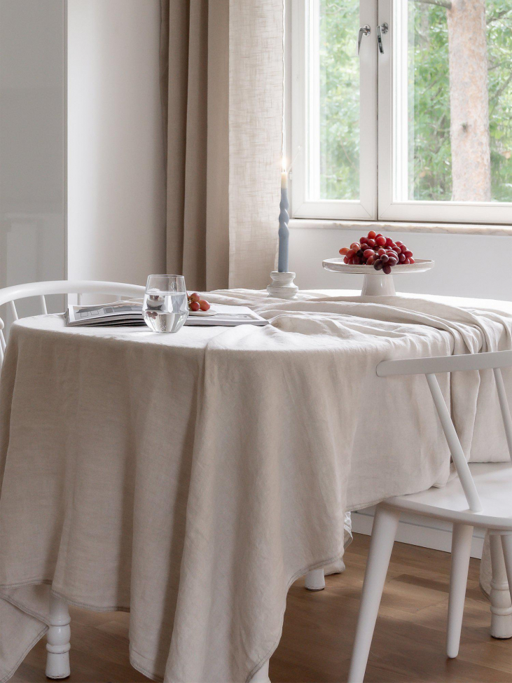 Julie terítő 145x280 - Len/Fehér