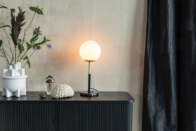 Asztali lámpa 'Orion' 18x18 - Fekete