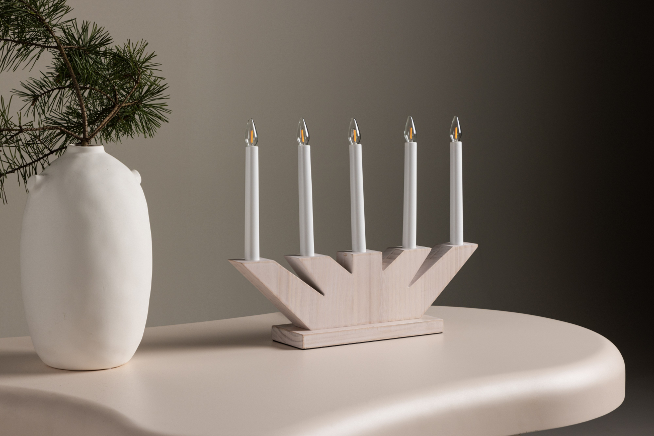 Adventi gyertyatartó 'Katrineholm' - Fehér