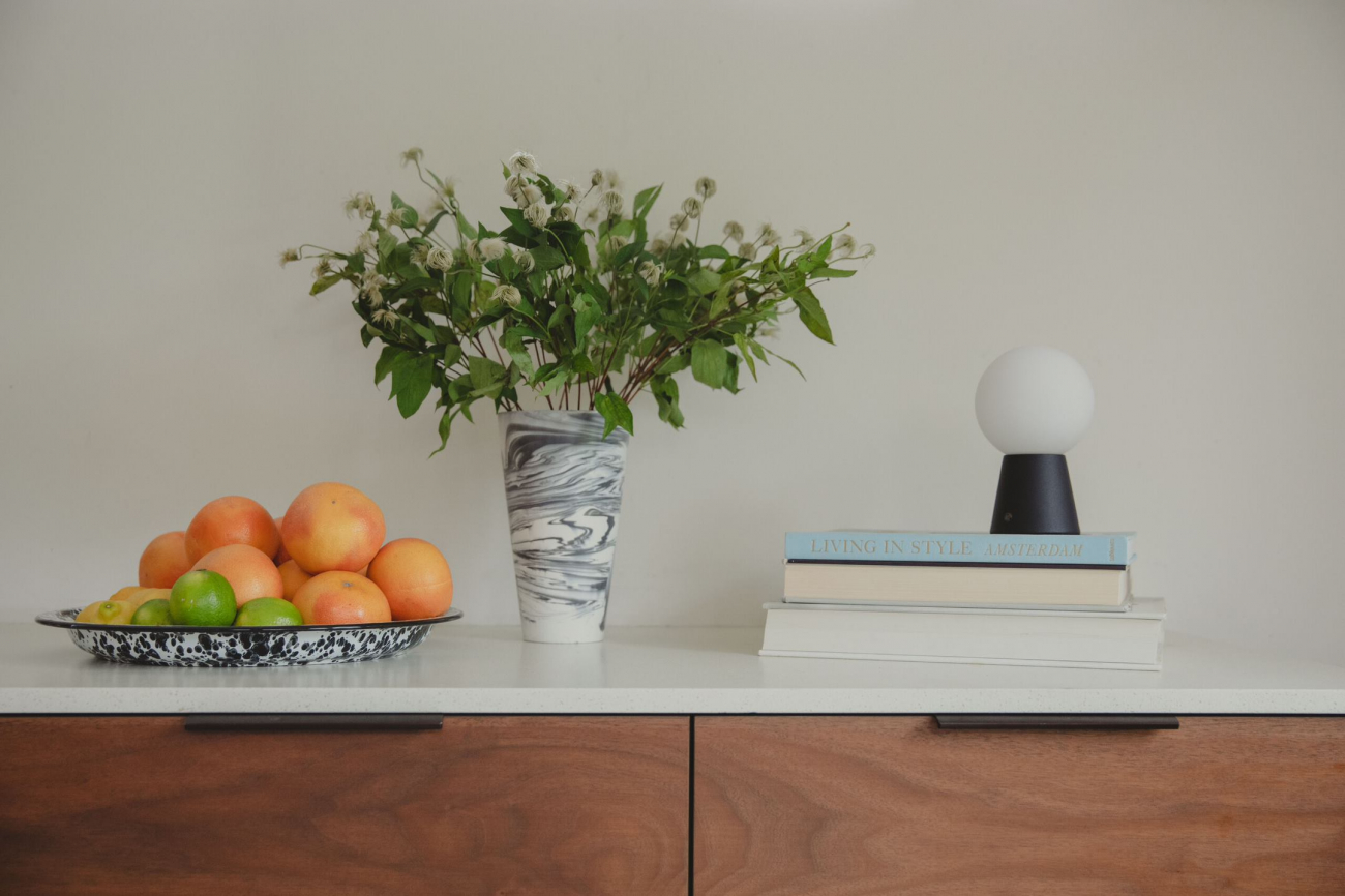 Váz 'Conic' - Fekete/Fehér S