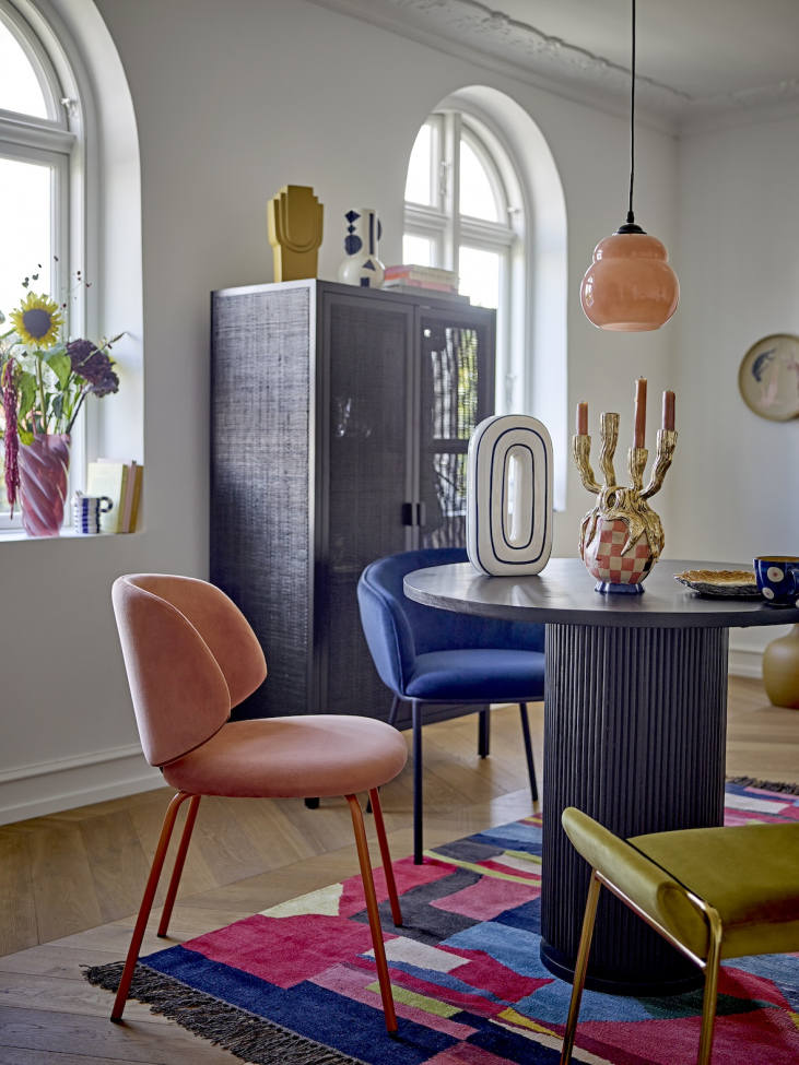 'Marikka' ruhásszekrény – Fekete