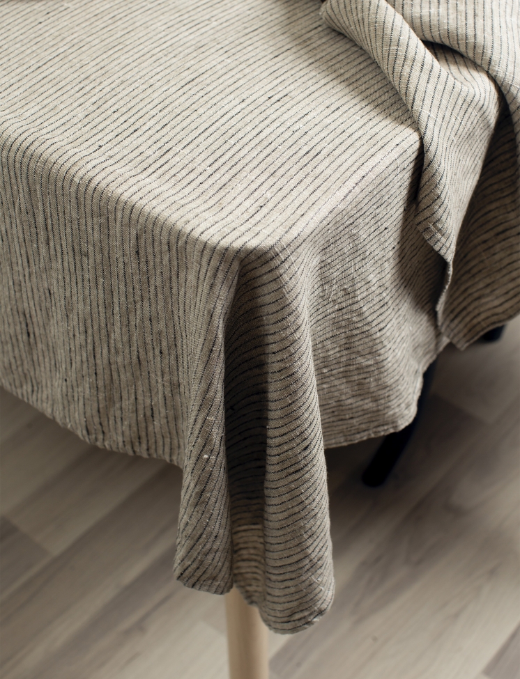 Terítő 'Linus' 145x330- Természetes/Fekete