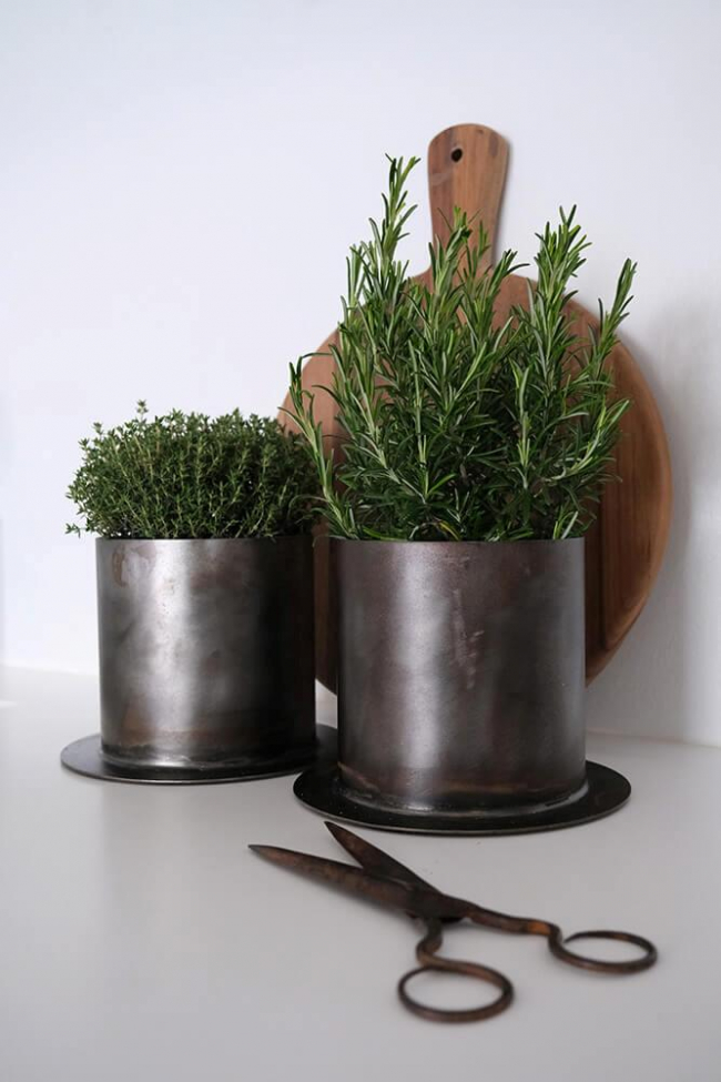 Fred M virágcserép - Vas