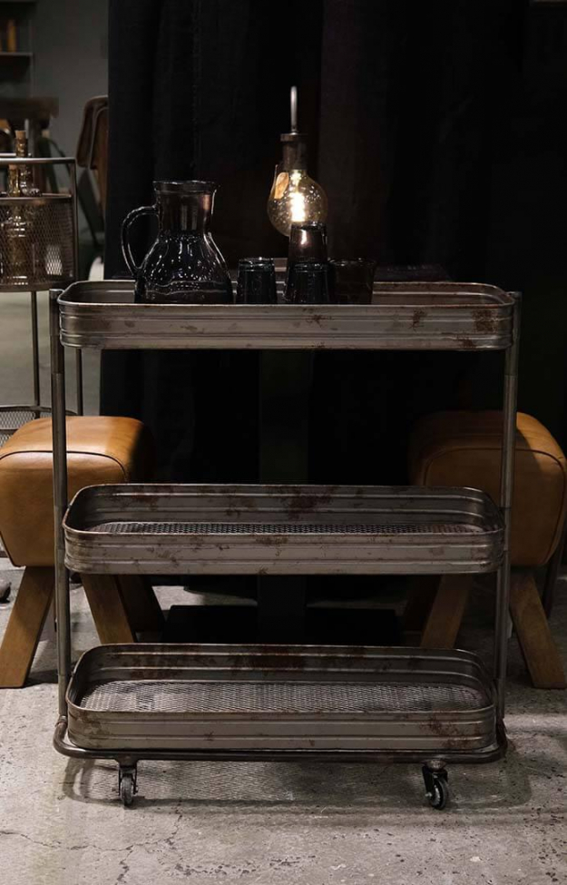 Gurulós asztal 'Vega' - Vas/Tiszta lakk