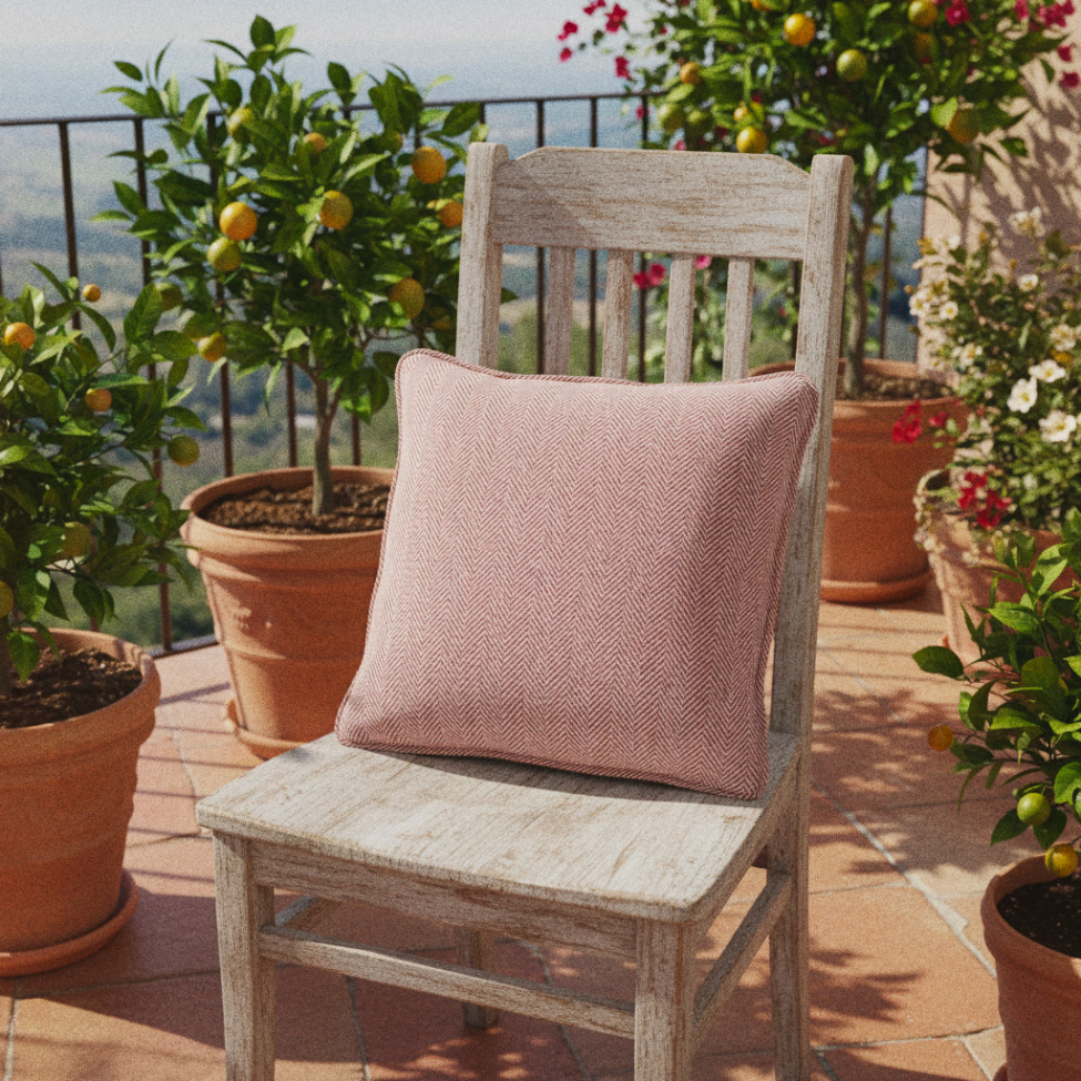 Párnahuzat 'Denisa Fishbone' 45x45cm - Piros/fehér