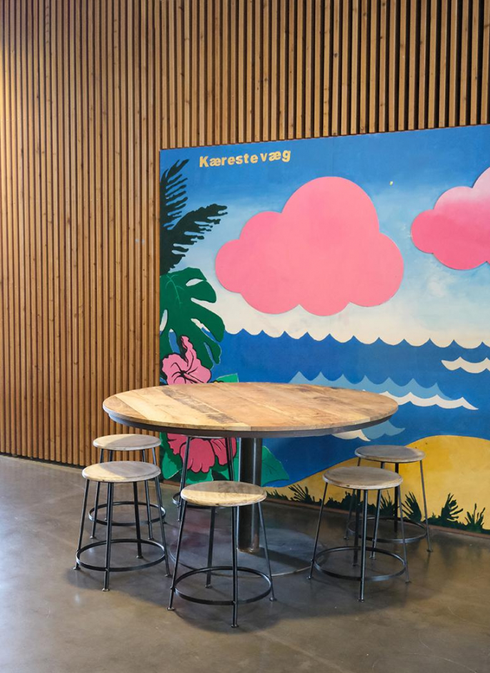 Kerek étkezőasztal 'Jack' - Újrahasznosított fa/Vas