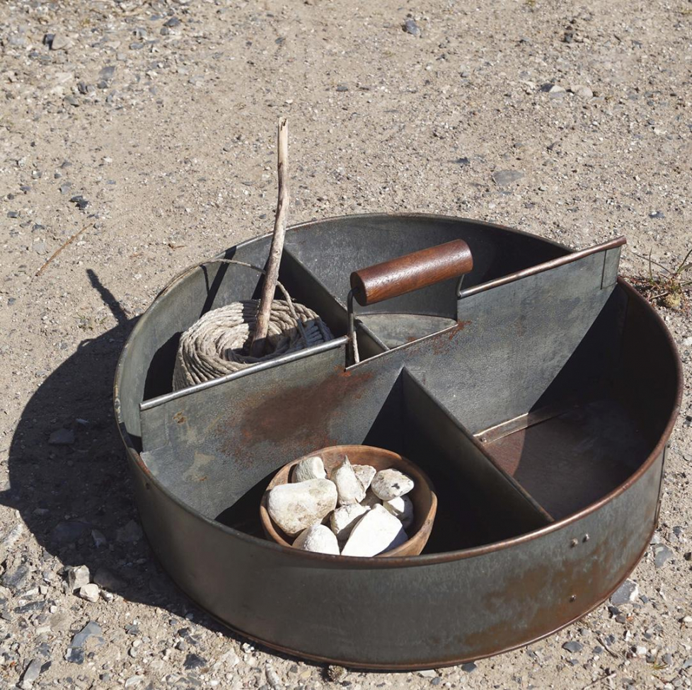 Vintage doboz fogantyúval 'Agustin' - Vas/Patina