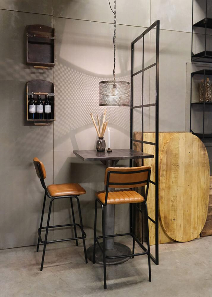 Ipari fal 'New York' L - Fekete