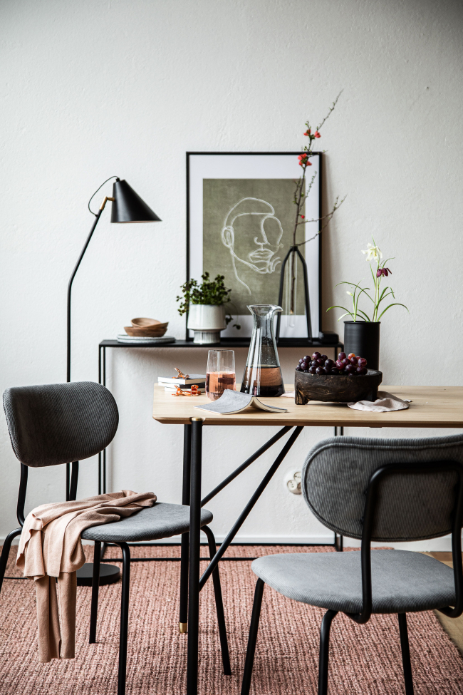 Étteremcsoport 'Kungsholmen Hornstull' - 1 Asztal & 4 Szék